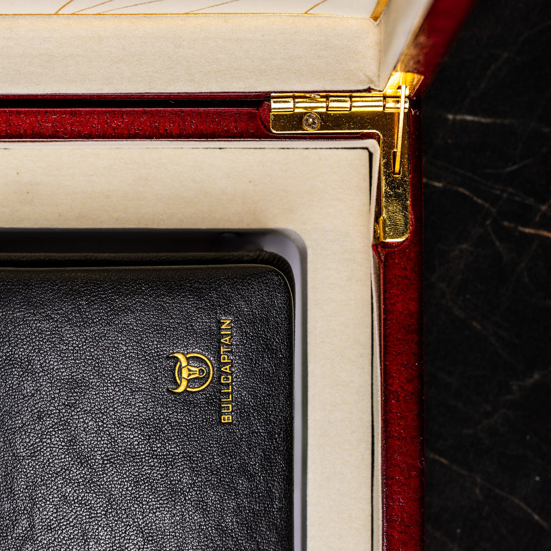 Coffret cadeau portefeuille CP013 et ceinture CC07 - Bullcaptain