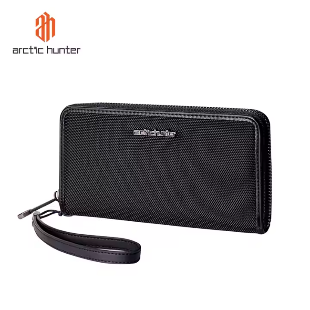 Arctic hunter P011